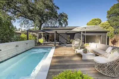 Image de Maison de designer historique + nouvelle maison d'hôtes