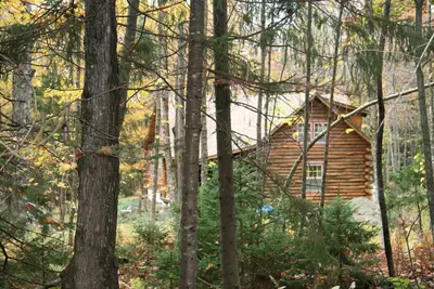 Image de Cozy Family Log Cabin - 3\/4 Mile to Mt Snow