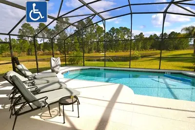 Image de 15 min de Disney, accessible aux fauteuils roulants, chien bienvenus, SPÉCIAL Merci!