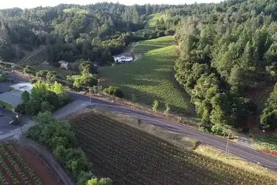 Image de Maison d'hĂ´tes Sapphire Canyon Vineyard