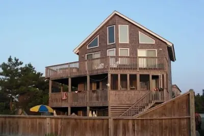 Image de Hatteras Island Oceanfront Big Pool Vue impressionnante droit sur la meilleure plage!