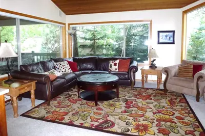 Image de Disponibilité estivale - Sharc Passes inclus - 10 personnes