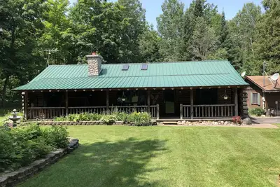 Image de Belle maison en bois au coeur du nord du Michigan