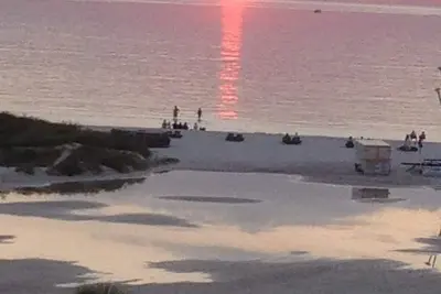 Image de Condo de luxe en bord de mer - Sandarac Ă Ft. Myers Beach