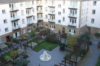 Image de Appartement 2\/2 le plus calme du centre de Dublin. Emplacement idéal - 15 min à pied de tout