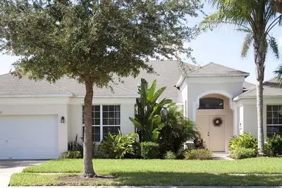 Image de Platinum Sud face à Villa de Prestige, 5 minutes de Disney