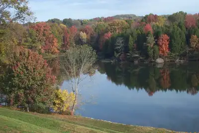 Image de *** Retraite Lakeside PRÈS Du Centre-Ville De Nashville ***