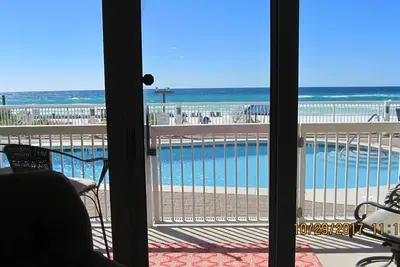 Image de Rez De CHAUSSÉE ** Chaises ** S'Ouvre Sur La Piscine Et La Plage ** Pas D'Attente Sur L'Ascenseur