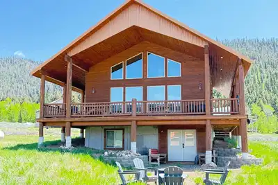 Image de Lazy Fox Lodge dort 10! 15 minutes pour Ynp! Tarifs d'hiver réduits! ! ! !