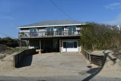 Image de Semi-Oceanfront, piscine, bain à remous, vue sur l'océan, près de la plage publique et du marché