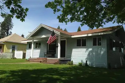 Image de Bungalow Downtown CdA ~ Propre Confortable Pratique