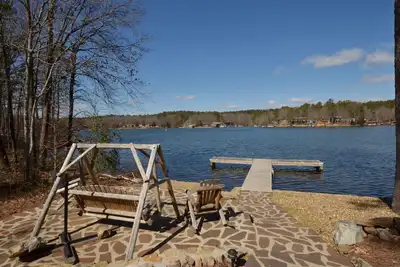 Image de Lake Front Hot Springs Village Retreat de vacances