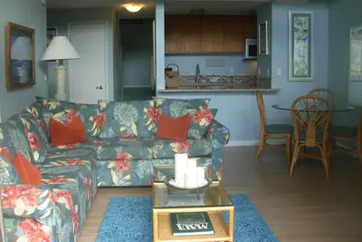 Image de Belle Condo sur la plage - Juste Remodeled!