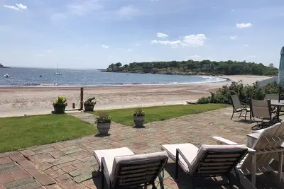 Image de Vue Magnifique De Beachfront House Ă Manchester-by-the-Sea!