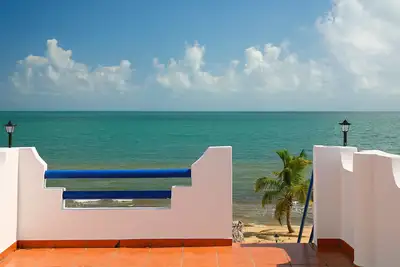 Image de Bienvenue sur l'une des meilleures plages de sable du Belize!