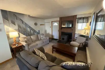 Image de Votre aventure commence ici! Cosy Mountain Townhome