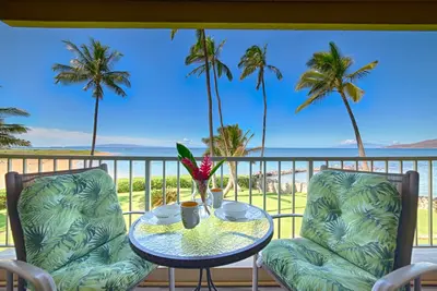 Image de Maui Beach Front condo w / Ac, vue sur l'océan! Climatisation!