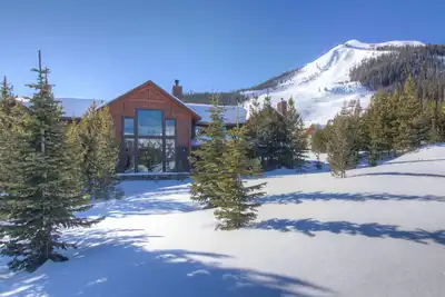 Image de Stations de ski les plus récentes dans les deux stations! Retraite de montagne luxueuse