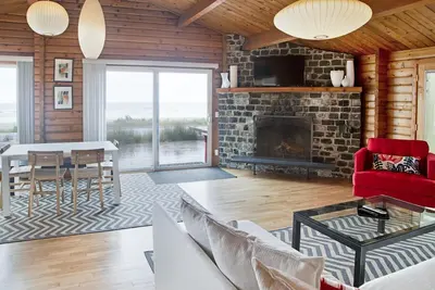 Image de Cabine moderne face Ă la mer