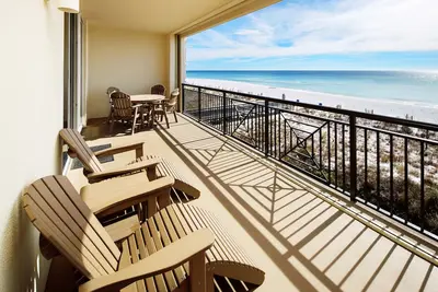 Image de Luxe 4 Br, condo en bord de mer, piscine, bain à remous, plage Svc inclus, granit, etc. , br202