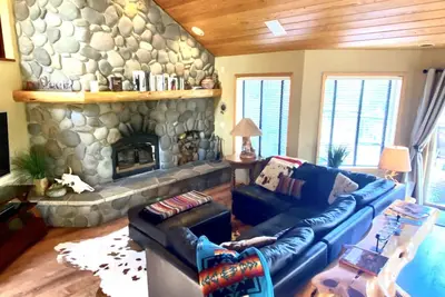 Image de Ac Central! Sharc! Excellent emplacement près de la rivière Deschutes! Marchez jusqu'au practice!