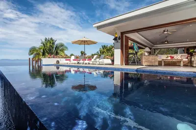 Exquise Villa, un paradis au milieu d'une végétation luxuriante avec une superbe vue sur l'océan
