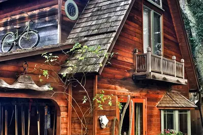 Image de Artist's Treehouse Studio Apartment