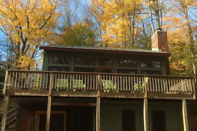 Image de Magnifique chalet de ski avec salle de jeux et bain à remous sur le mont Okemo. moins de 1 mile à la base!