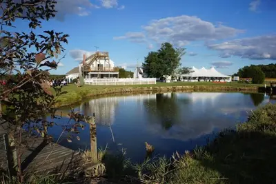 Image de 5 * Eastern Shore Chesapeake Bay Front Estate Vacances / Réunions / Mariages pour 40 personnes
