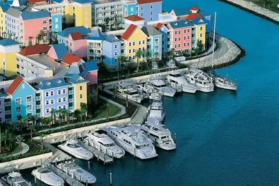 Image de Villa verrouillée à deux chambres ~ Accès illimité à Atlantis à Harbourside!