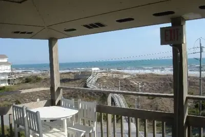 Image de Oceanview 2br peut accueillir 6 accès à la plage!