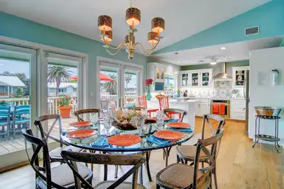 Littoral, lumineux et joyeux, Key Allegro Waterfront Canal + Piscine chauffée privée