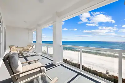 Image de Magnifique Penthouse Panhandle Beachfront