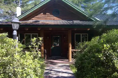 Image de Wicked-Impressionnant Log Cabin