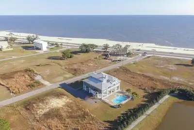 Image de Amazing Beach Escapade À Long Beach Ms- Une Heure Pour La Nouvelle-ORLÉANS! Piscine PRIVÉE!
