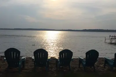 Image de Saratoga Lake House, 20 personnes, Plage PRIVÉE, Parfait pour les grands groupes, Grandes Chambres