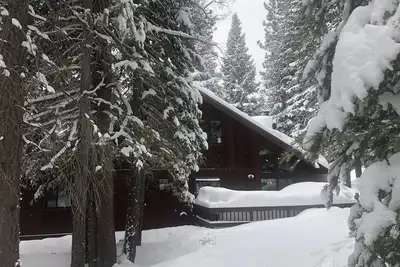 Image de * Tarifs hebdomadaires * Escapade familiale parfaite * Cabine Tahoe Donner