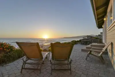Image de Incroyable maison de luxe en bord de mer! Sur le sable à Cayucos
