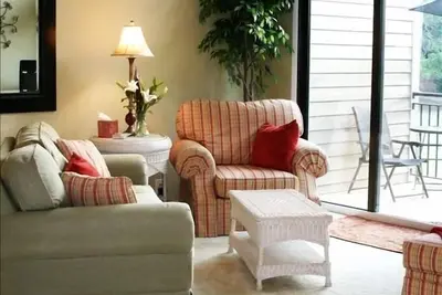Image de Fabuleux Seabrook Plage \/ Golf Villa vous attend. . . et Fido Trop!