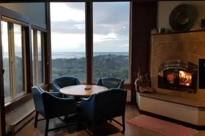Image de Condo de luxe sur la plage de Monterey Bay