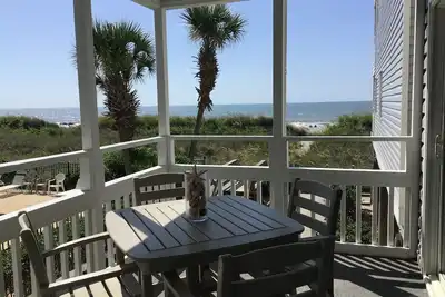 Image de Magnifique condo en bord de mer à quelques pas de la plage