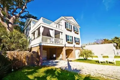 Image de Million $ Home, + Pool, Spa, Ascenseur, 5 Bd, 4 Bath, Sleeps 19+