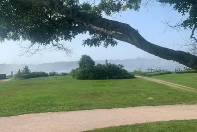 Image de Accueil Waterfront avec ponton privé