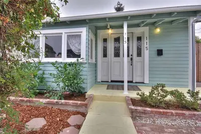 Image de 2 Bd / 1 Ba Cabana W bain à remous / vélos / équipements. Promenade jusqu'à la promenade, plages