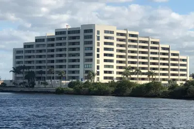 Image de Hudson Florida Condo 3 chambres Gulf Front avec piscine Gulf Front!