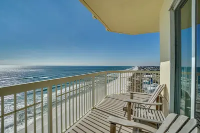Image de Platinum Luxury Ocean Front 3 Br / 3 Ba Ouest-Corner Wrap Around