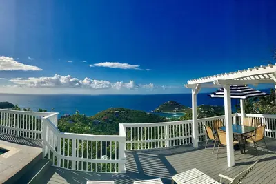 Image de Une vue imprenable sur l'océan et la brise des Caraïbes incroyable à cette villa