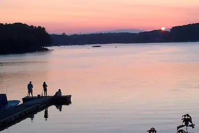 Image de Chalet sur la rivière Saco avec piscine à proximité des plages et State Park