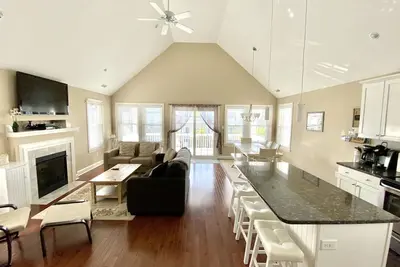 Image de Nouvelle maison - Superbe terrasse sur le toit - Emplacement parfait! ! !