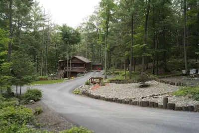 Image de Log Cabin Living sur le ruisseau Esopus
